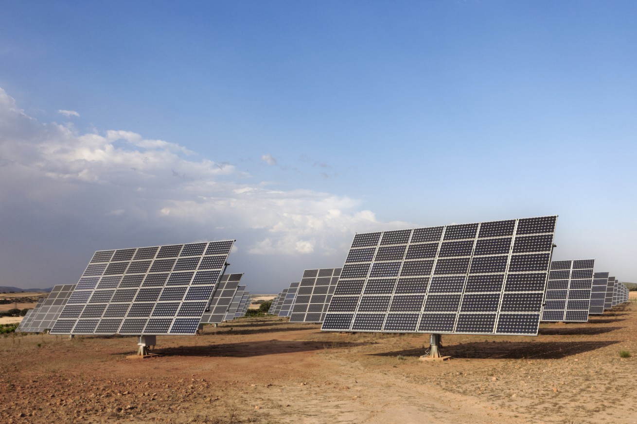 Planta-solar-fotovoltaica-Quilapilun-(Chile).