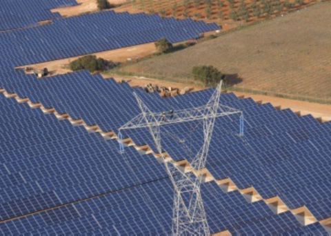 Planta-Solar-20-Mw-en-Benejama-Eiffage-Energia